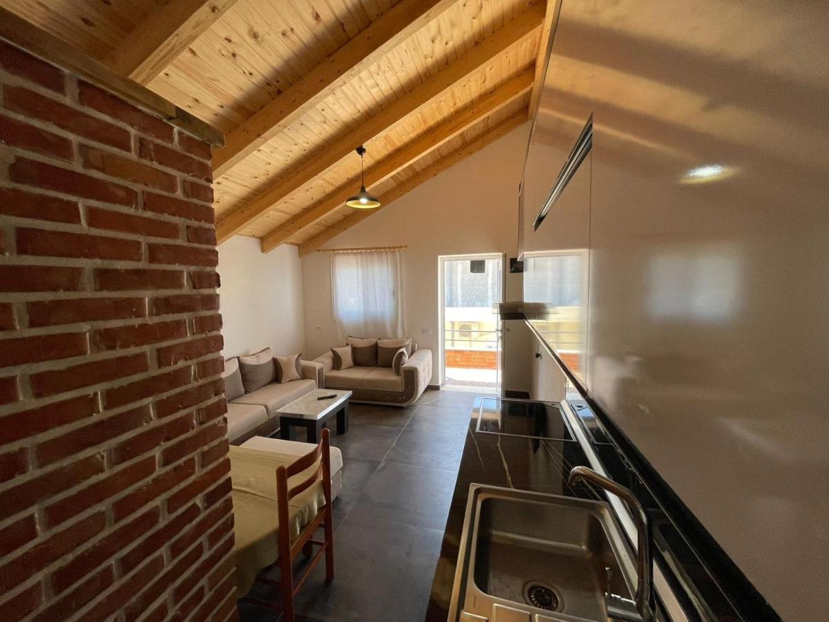 Guest Rooms Arbri Vlorë 외부 사진