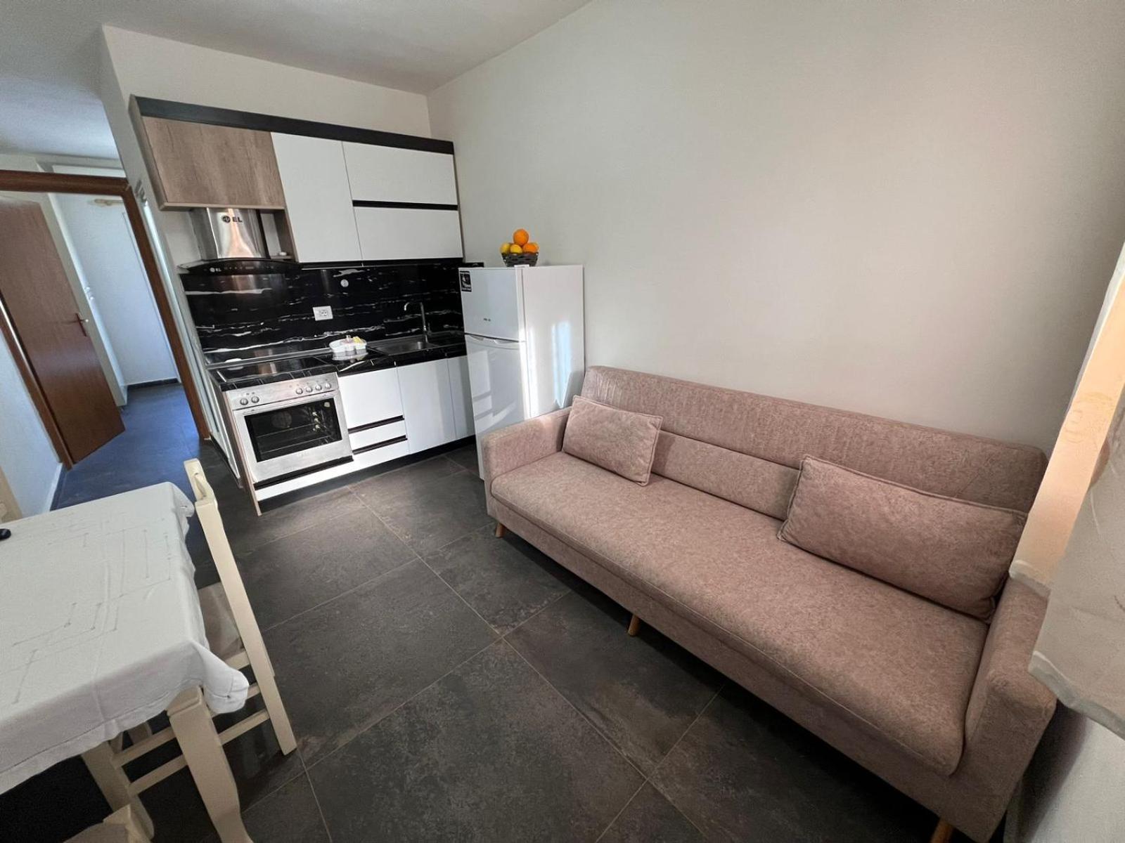 Guest Rooms Arbri Vlorë 외부 사진