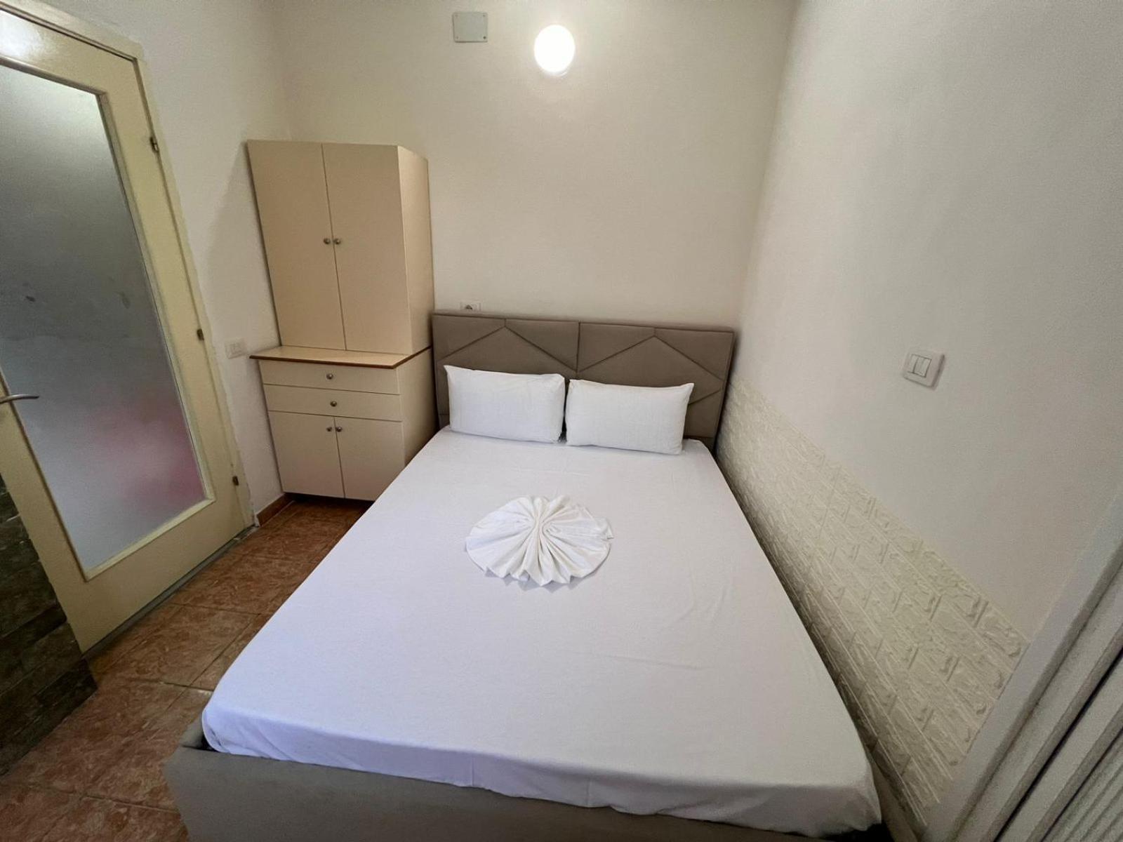 Guest Rooms Arbri Vlorë 외부 사진