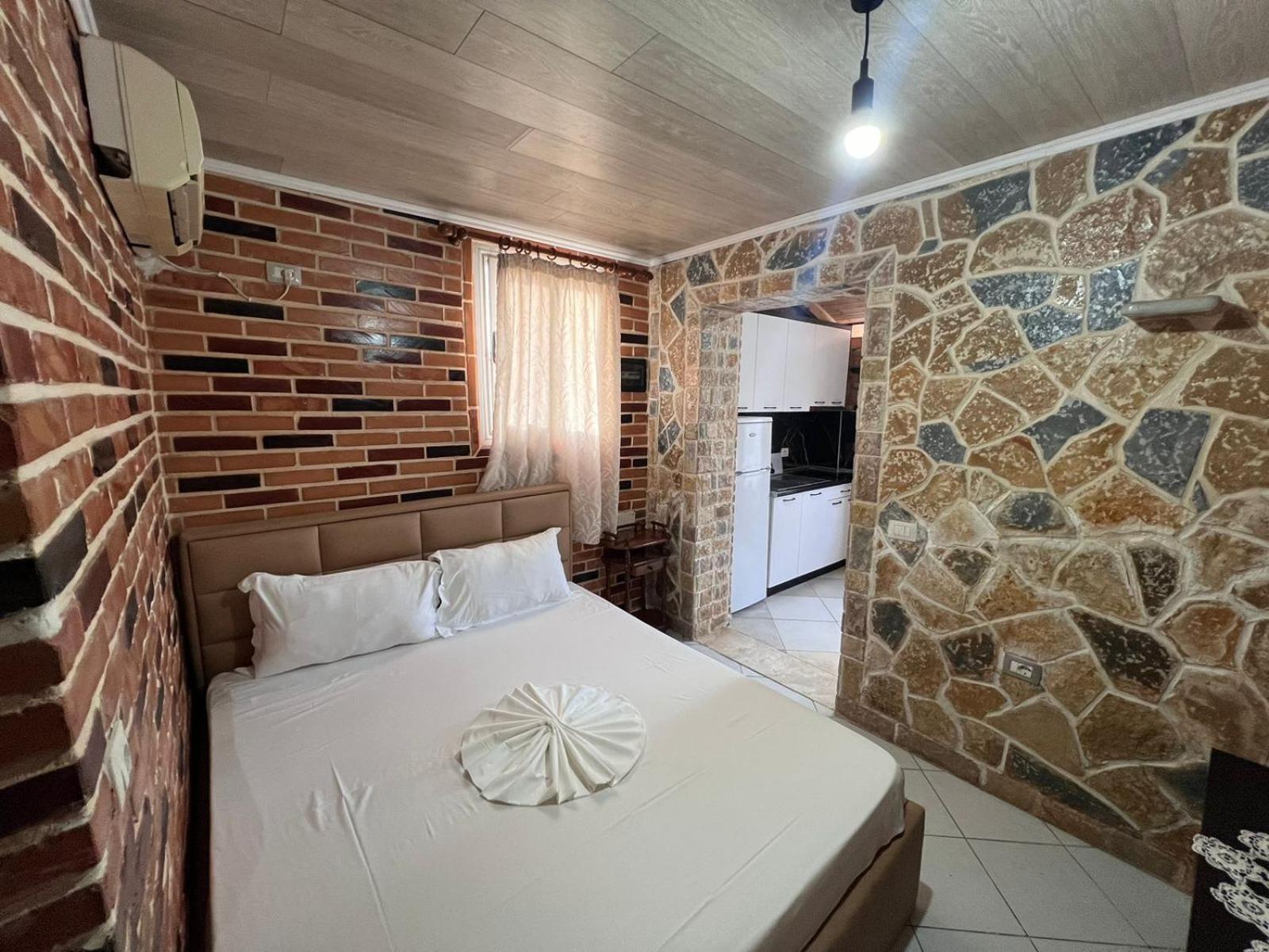 Guest Rooms Arbri Vlorë 외부 사진